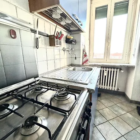 Apartment Quiet Near Piazza Bengasi By Alterego